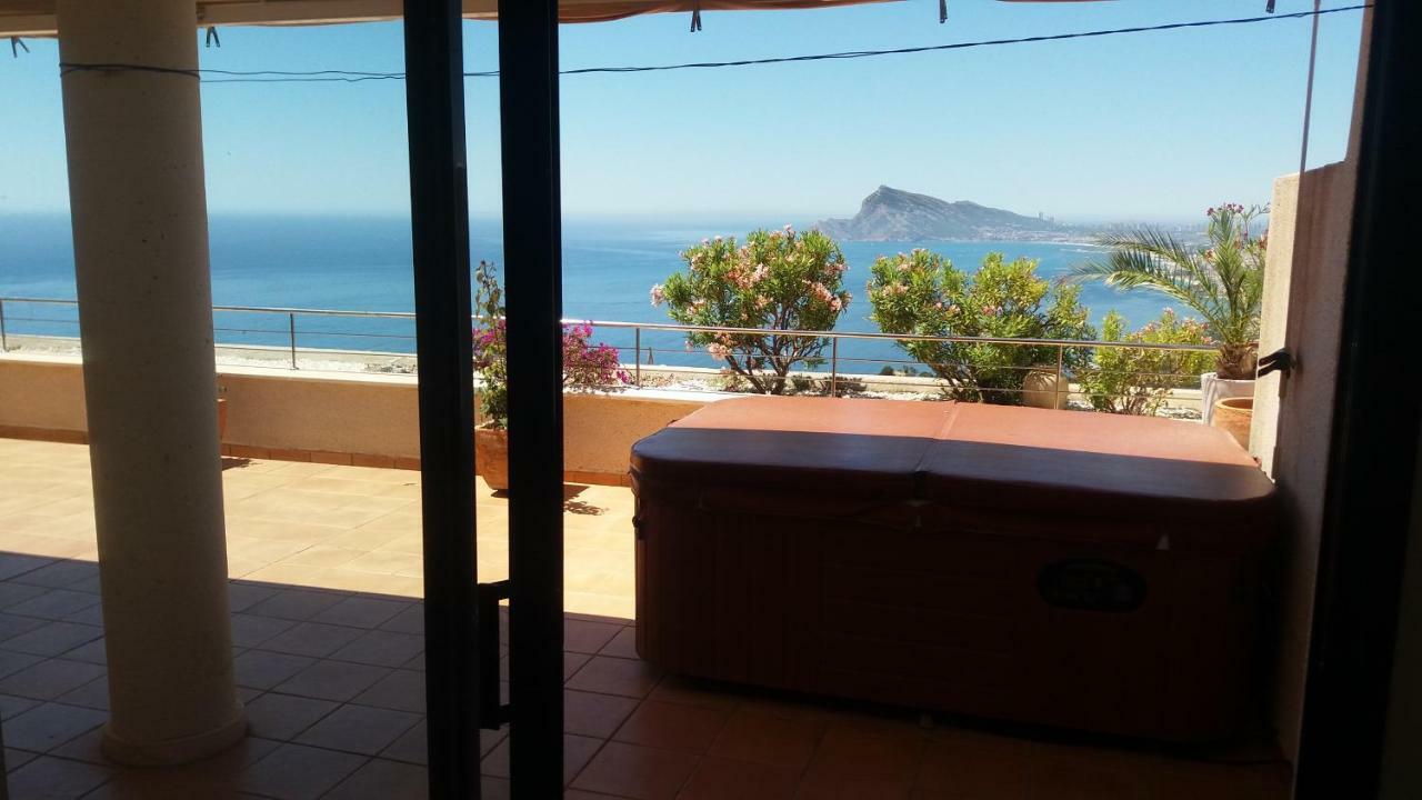 Atico Soleado Con Terraza, Jacuzzi Privado Y Vistas Al Mar Apartment Altea Ngoại thất bức ảnh